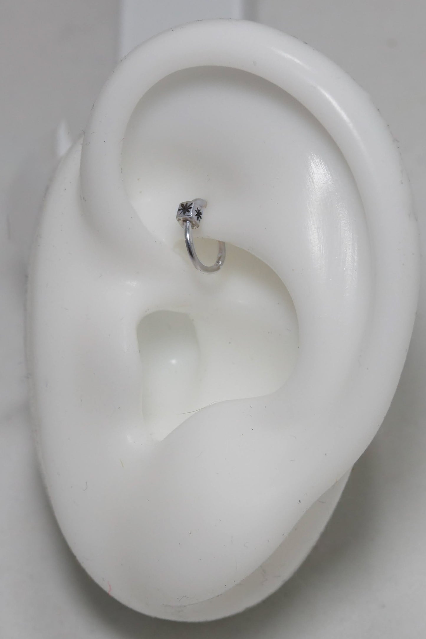 solid sterling silver body jewelry hoop helix cartilage septum nose ring daith rook piercing tragus piercing anti tragus piercing lobe piercing handmade star 20g 18g 16g 14g  6mm 8mm 9mm 10mm