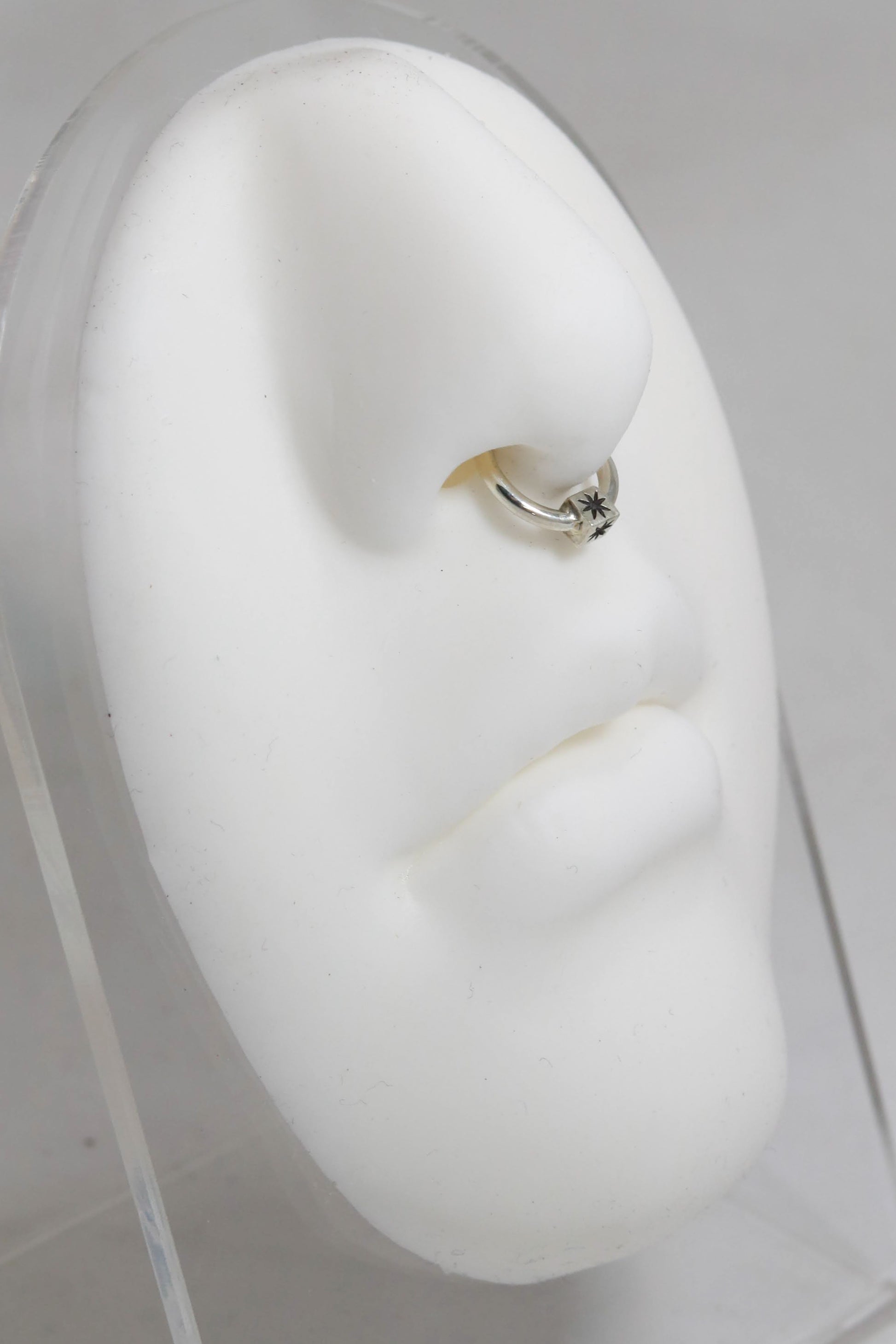 solid sterling silver body jewelry hoop helix cartilage septum nose ring daith rook piercing tragus piercing anti tragus piercing lobe piercing handmade star 20g 18g 16g 14g  6mm 8mm 9mm 10mm