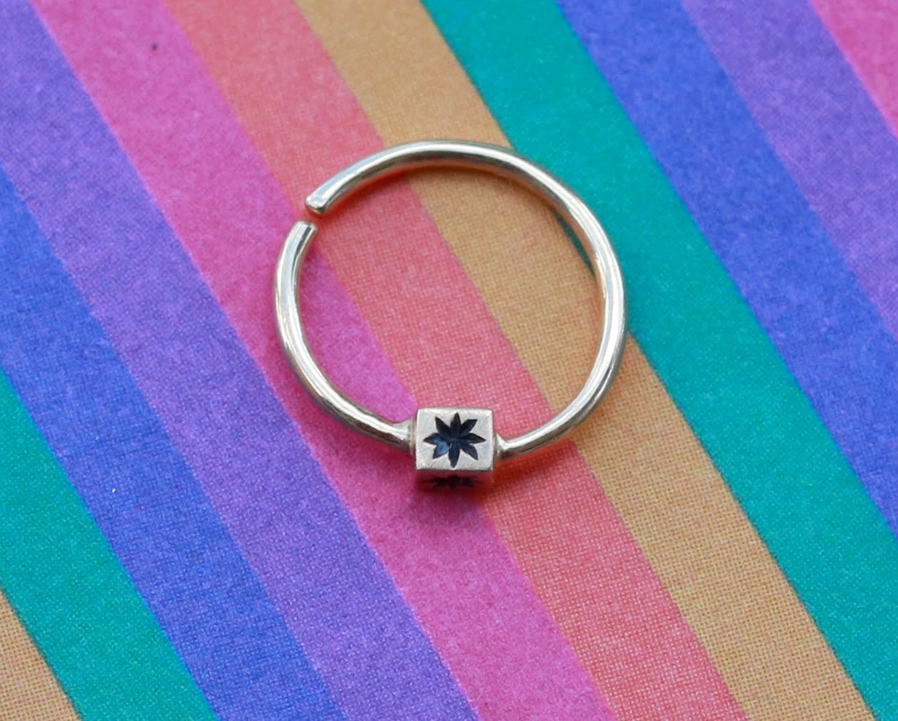 solid yellow gold body jewelry hoop helix cartilage septum nose ring daith rook piercing tragus piercing anti tragus piercing lobe piercing handmade star 20g 18g 16g 14g  6mm 8mm 9mm 10mm